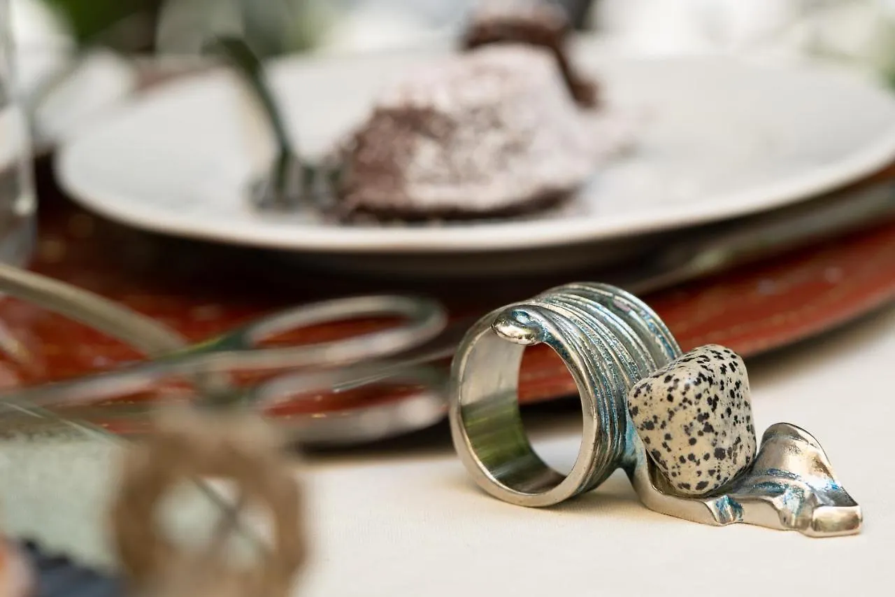 نابولي Atelier Ines Arts & Suites 0*,